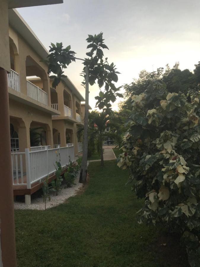 Sommerville Resorts Negril Esterno foto