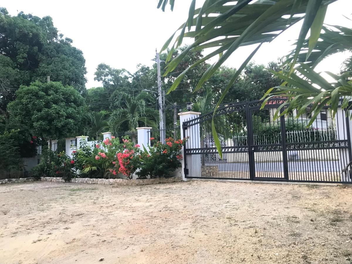 Sommerville Resorts Negril Esterno foto